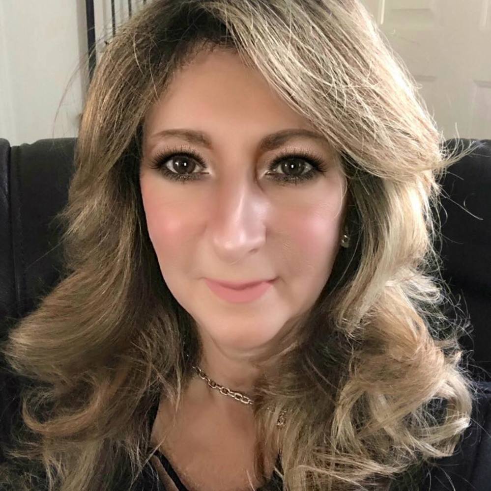 Meet your Posher, April